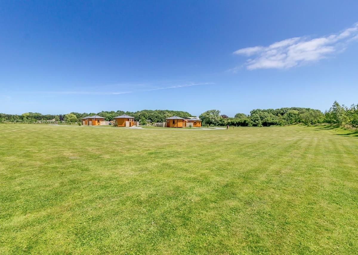 Green Meadows Park Garton Экстерьер фото